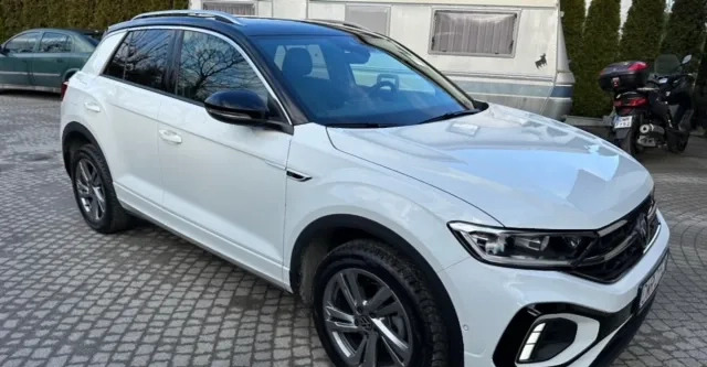 Volkswagen T-Roc cena 137000 przebieg: 12500, rok produkcji 2022 z Wrocław małe 121